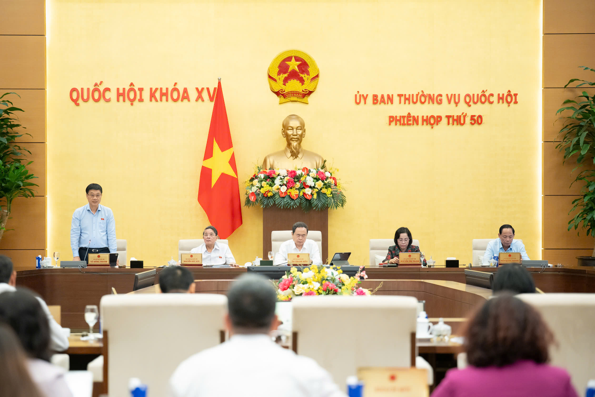 Sửa Luật Thống kê phải đảm bảo giảm gánh nặng báo cáo hành chính - Ảnh 1.