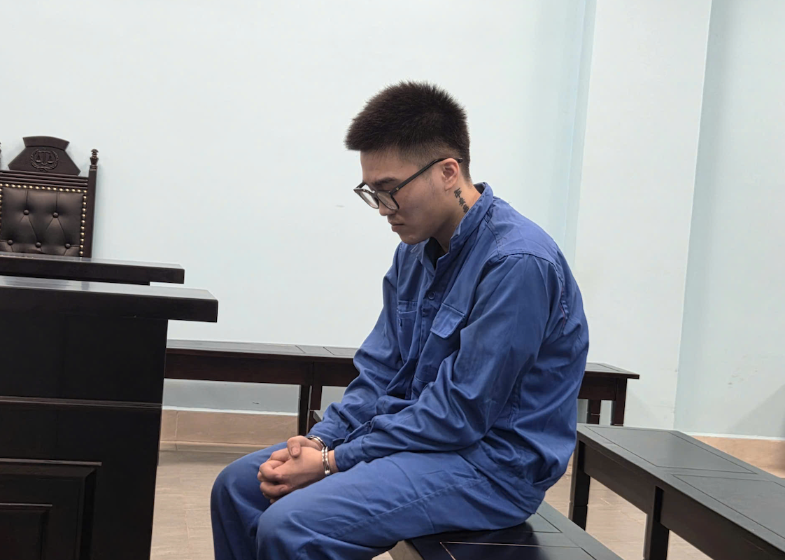 Cuồng ghen, 2 thanh niên cùng vướng vòng lao lý- Ảnh 1. Cuồng ghen, 2 thanh niên cùng vướng vòng lao lý- Ảnh 1.