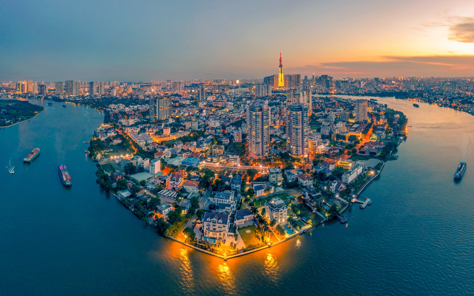 Tp.HCM &ldquo;mổ xẻ&rdquo; 4 điểm nghẽn lớn, quyết t&acirc;m bứt ph&aacute; tăng trưởng hai con số - Ảnh 4.