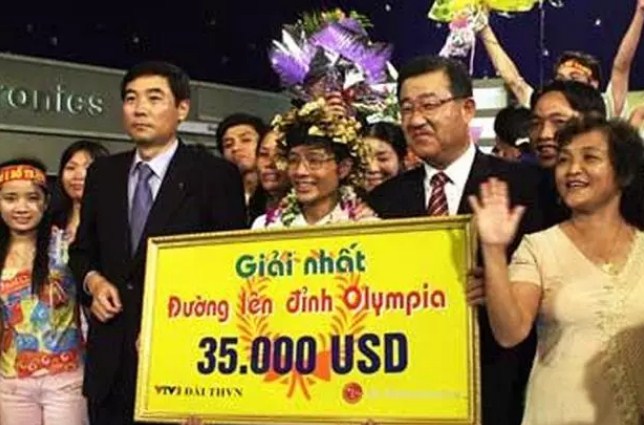 Bất ngờ với biệt thự gần 1.000m² của Quán quân Đường lên đỉnh Olympia năm thứ 6 - Ảnh 2.