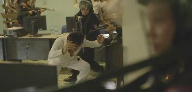 Thoát vai "ông trùm", nam NSƯT trở thành Đại tá công an - Ảnh 1.