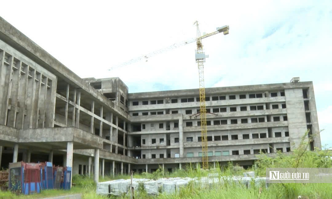 Cận cảnh bệnh viện “nghìn tỷ” dở dang dính loạt sai phạm tại Cần Thơ - Ảnh 4.
