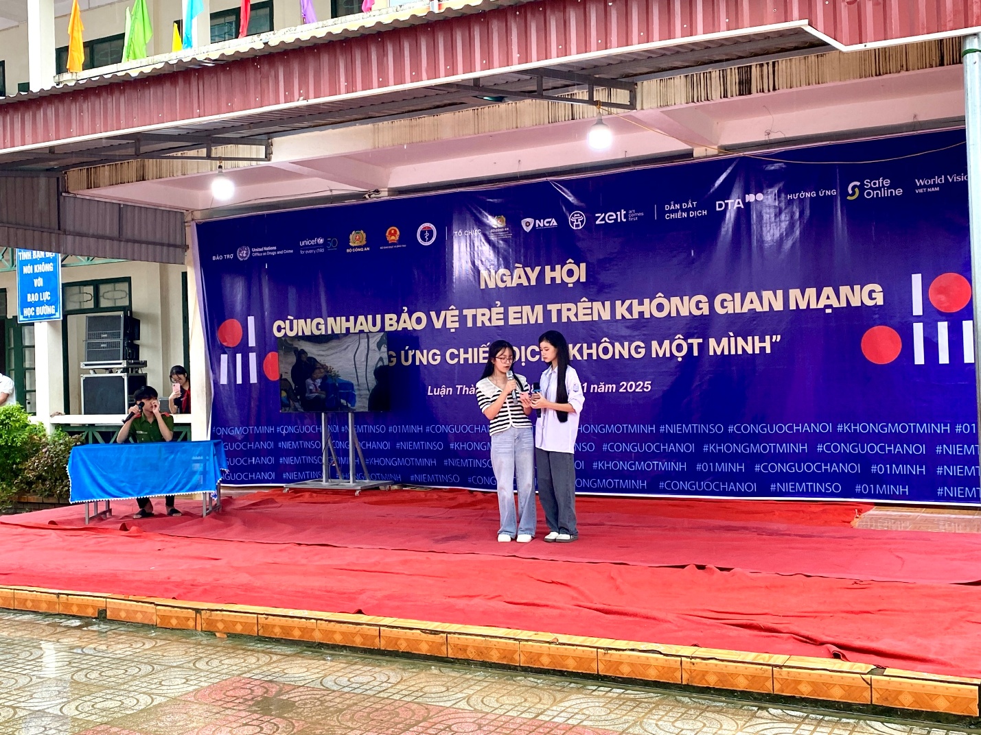 Cùng nhau bảo vệ trẻ em trên không gian mạng- Ảnh 1.