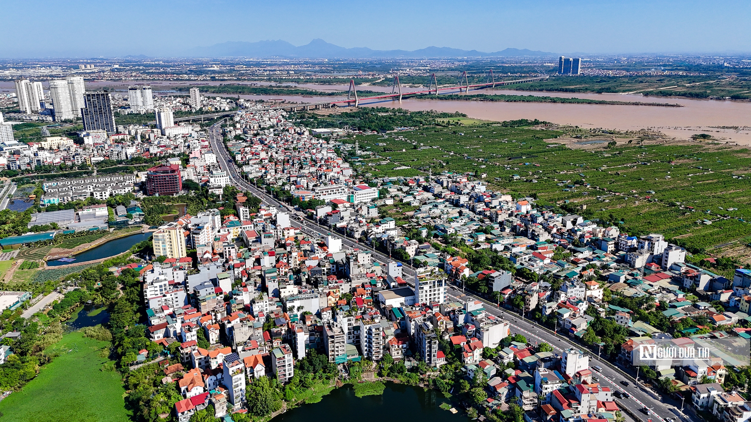 Hà Nội hỗ trợ lưu động thực hiện thủ tục hành chính lĩnh vực đất đai- Ảnh 1. Hà Nội hỗ trợ lưu động thực hiện thủ tục hành chính lĩnh vực đất đai- Ảnh 1.