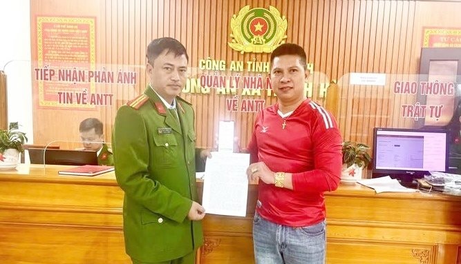 Người đàn ông chuyển khoản nhầm gần nửa tỷ cho người lạ và cái kết- Ảnh 1.