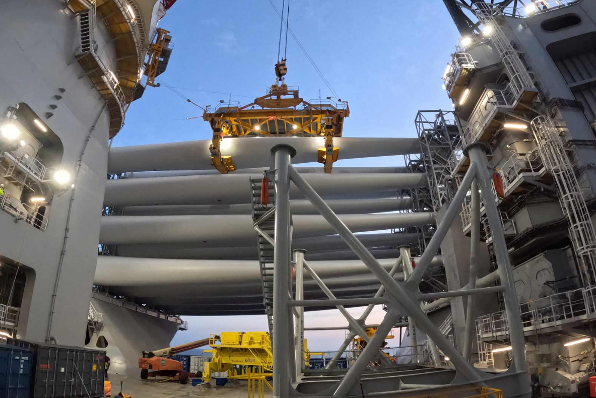 Trang trại điện gió ngoài khơi với những chiếc cánh turbine “siêu đặc biệt” - Ảnh 1.