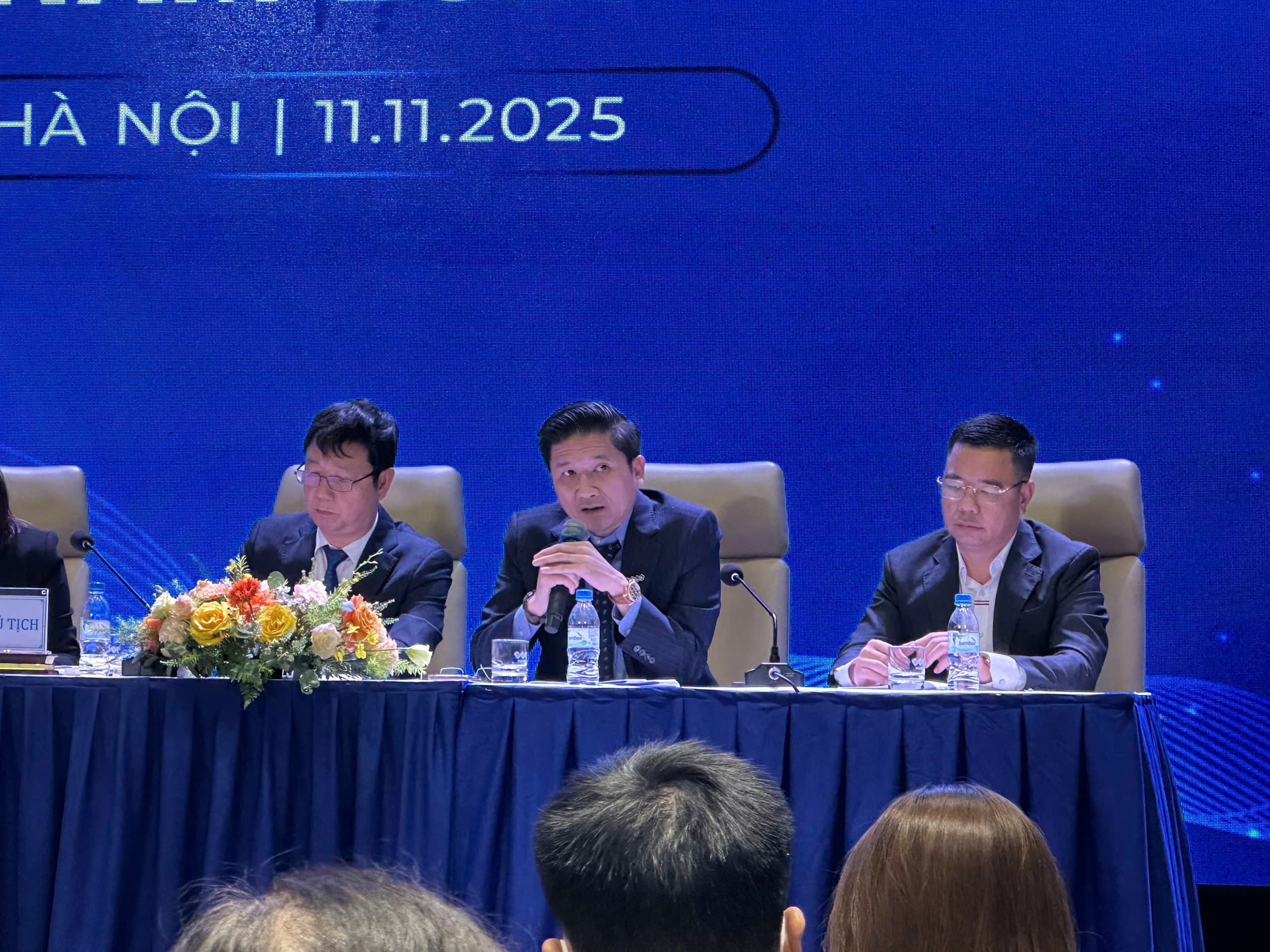 FLC hé lộ “quỹ đất mơ ước”, tiếp quản Bamboo Airways, cổ phiếu giao dịch từ quý I/2026- Ảnh 1.