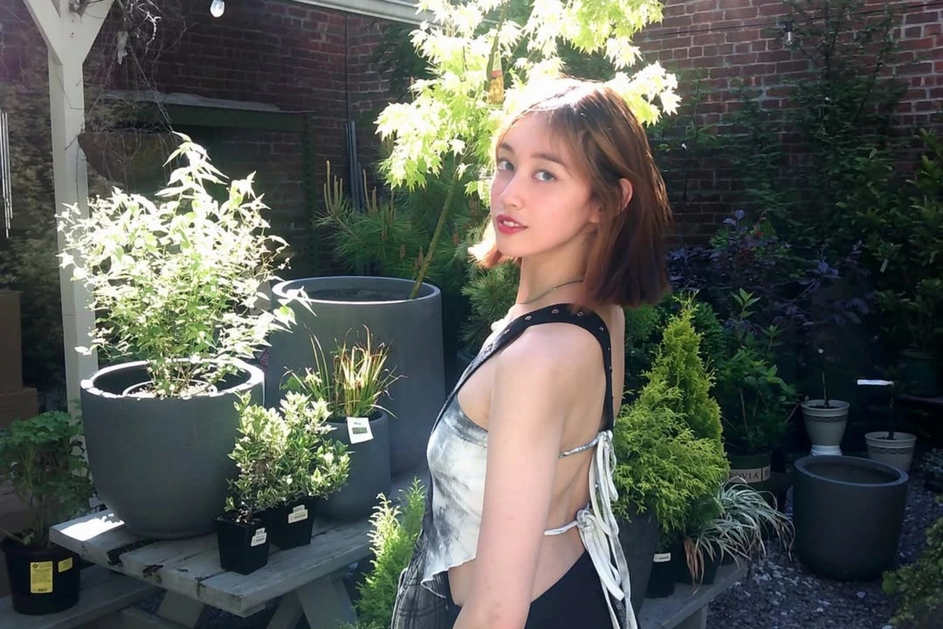 Một nữ ca sĩ phải nhập viện cấp cứu trong tình trạng nguy kịch - Ảnh 1.