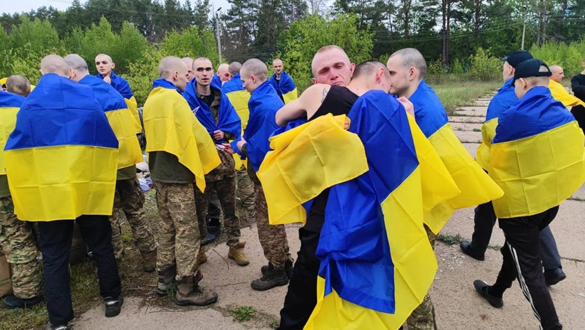 Ukraine nối lại đàm phán trao đổi tù nhân với Nga- Ảnh 1.