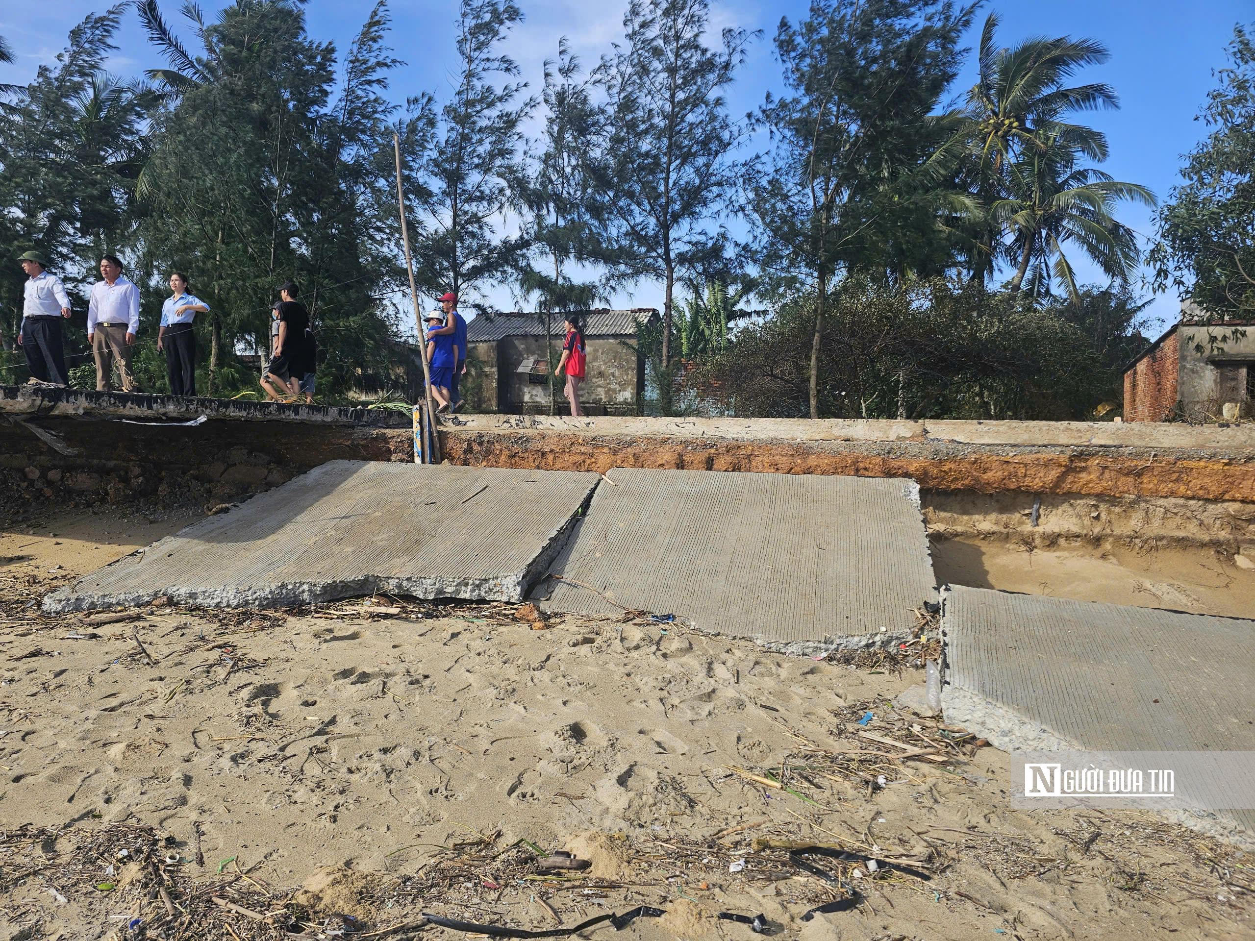 Dân Quảng Ngãi thấp thỏm lo triều cường "nuốt" nhà, tài sản- Ảnh 5.