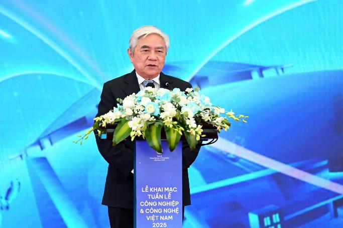 Khai mạc Tuần lễ Công nghiệp và Công nghệ Việt Nam 2025 tại Trung tâm Triển lãm Việt Nam - Ảnh 3.