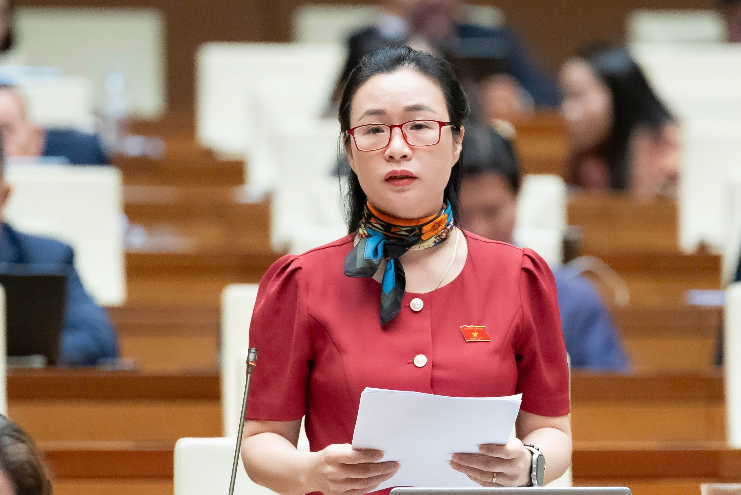 Đề nghị viên chức được trả lương thoả đáng gắn với vị trí việc làm - Ảnh 1.