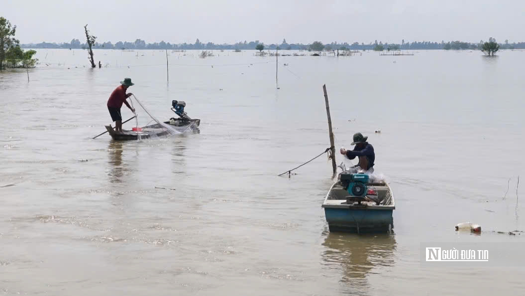 Lênh đênh giữa lộc trời con nước nổi - Ảnh 20.