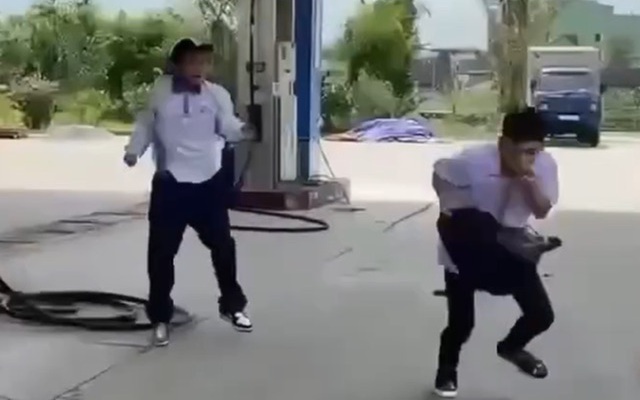 Nhiều trường học không nhận hoa, quà dịp 20/11, xin chuyển thành học bổng cho học sinh nghèo - Ảnh 2.