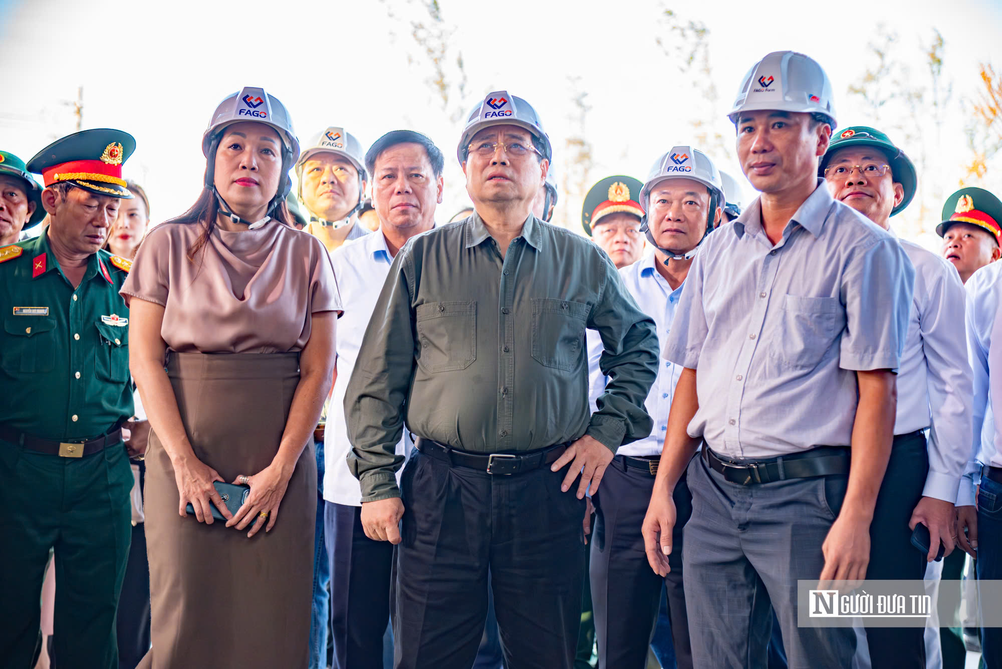 Thủ tướng Phạm Minh Chính: Hỗ trợ người dân hư hỏng nhà, không để doanh nghiệp đứt gãy sản xuất do bão- Ảnh 6. Thủ tướng Phạm Minh Chính: Hỗ trợ người dân hư hỏng nhà, không để doanh nghiệp đứt gãy sản xuất do bão- Ảnh 6.