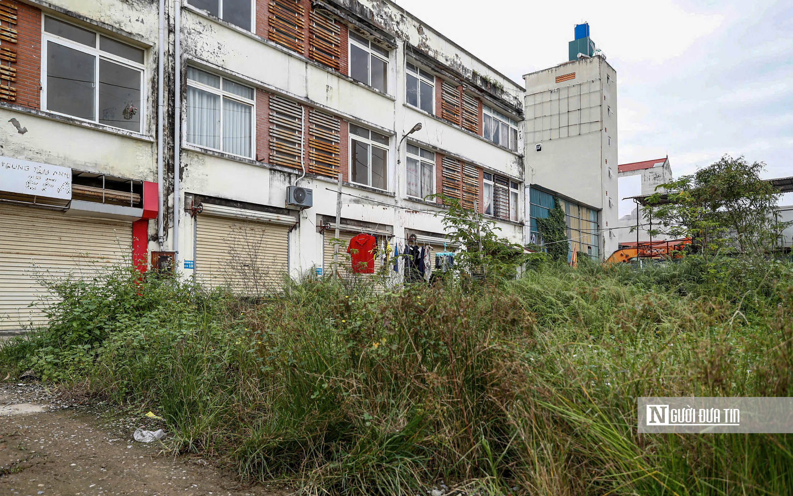 Hà Nội: Cận cảnh khu chợ bỏ hoang được đề xuất chuyển đổi thành nhà ở xã hội - Ảnh 6.