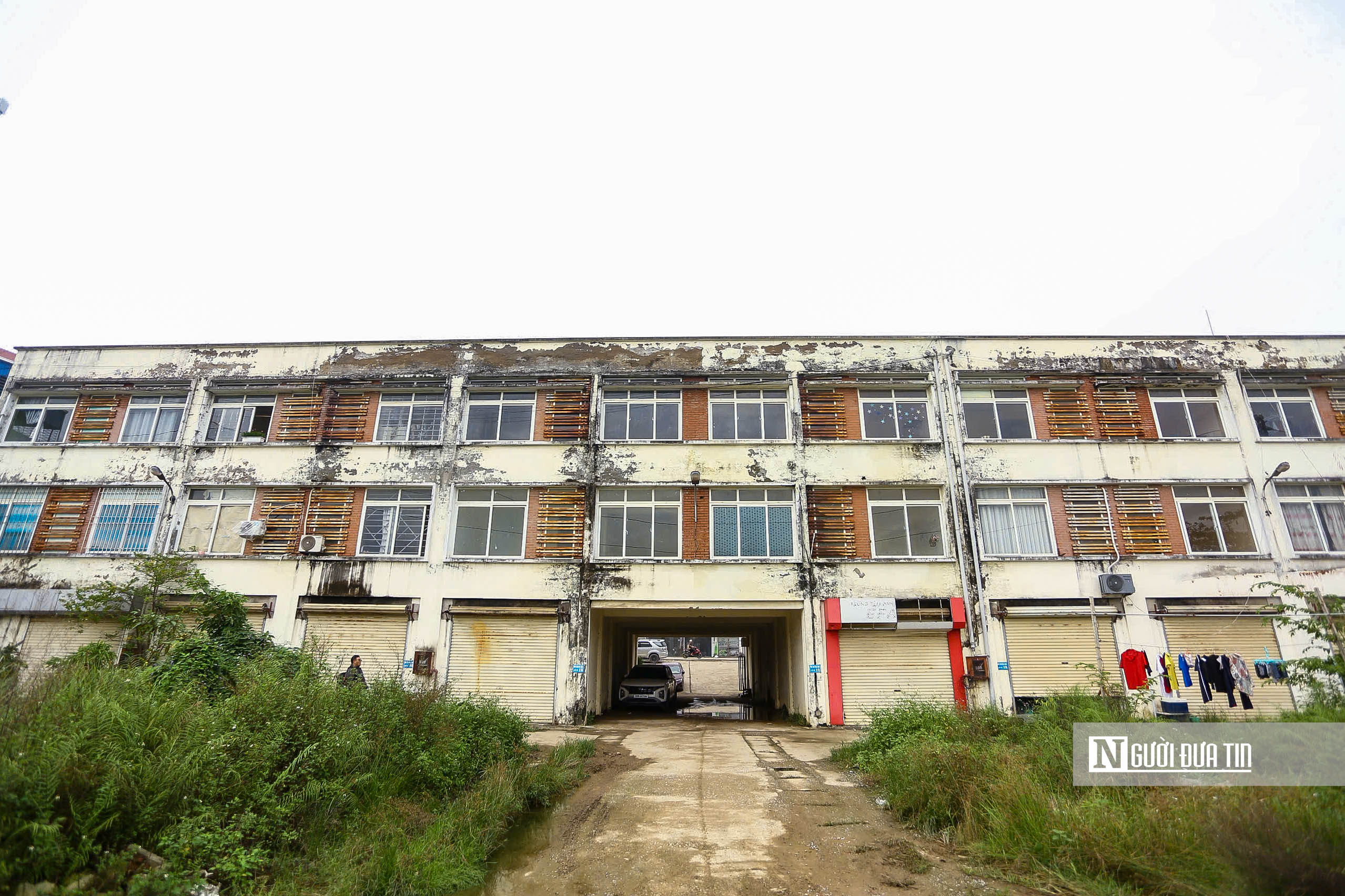 Hà Nội: Cận cảnh khu chợ bỏ hoang được đề xuất chuyển đổi thành nhà ở xã hội - Ảnh 8.