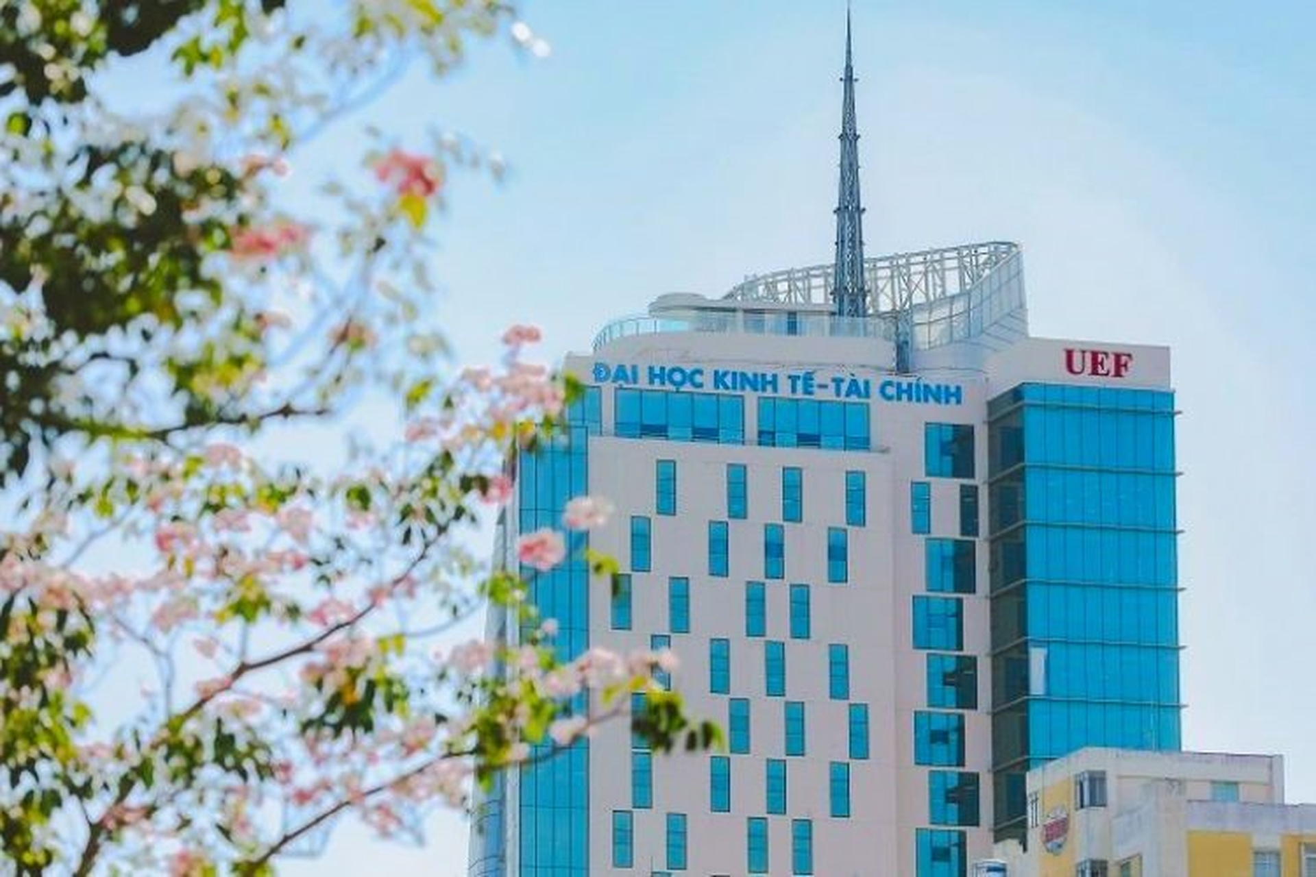 Trường Đại học UEF dưới sự đồng hành của Hệ thống giáo dục HUTECH- Ảnh 1. Trường Đại học UEF dưới sự đồng hành của Hệ thống giáo dục HUTECH- Ảnh 1.