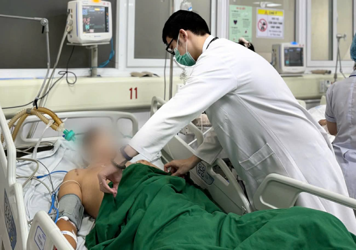 Người đàn ông 30 tuổi tiên lượng tử vong cao sau khi bị con vật quen thuộc cắn - Ảnh 1.