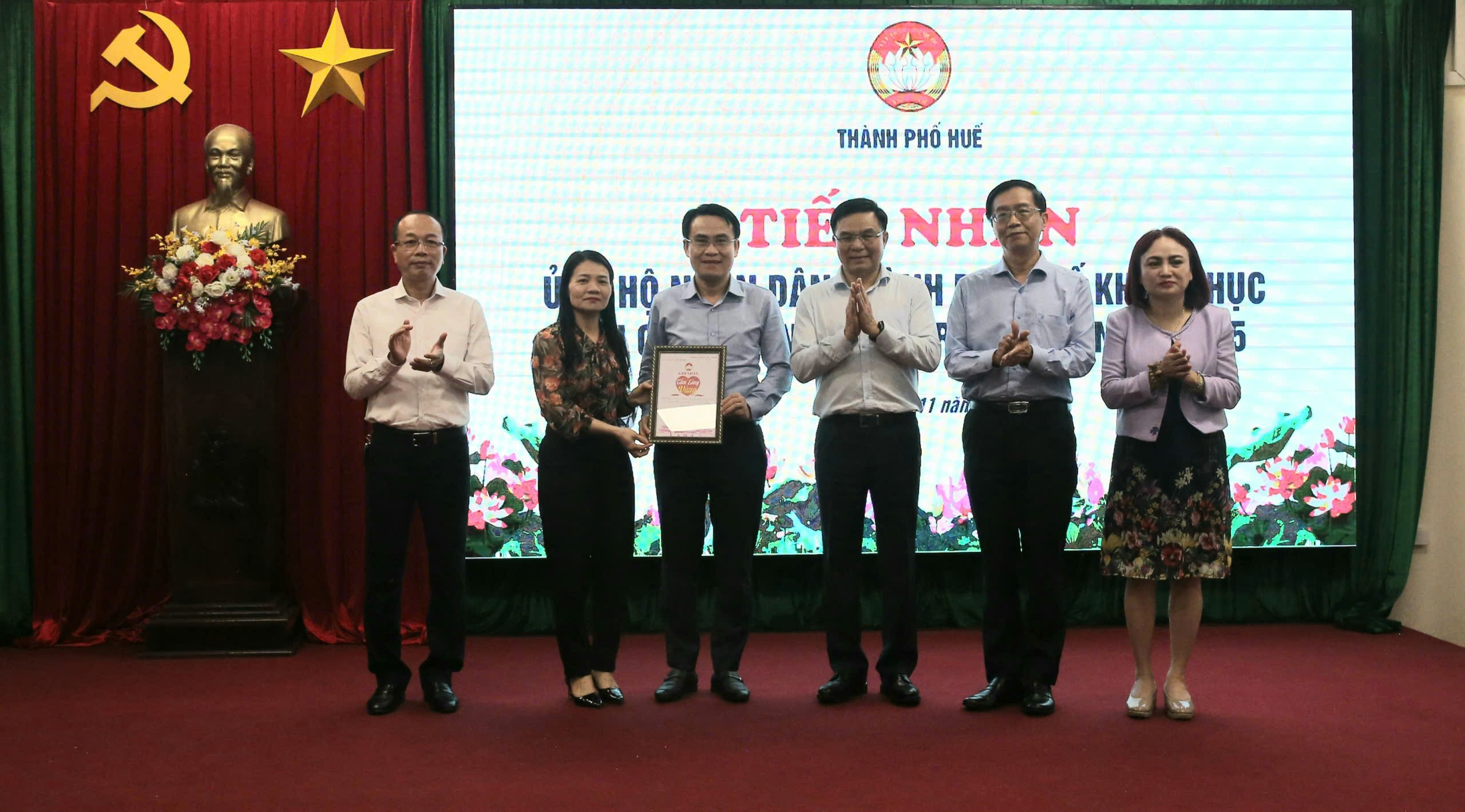 Petrovietnam đồng hành cùng tỉnh Quảng Trị và TP Huế khắc phục hậu quả thiên tai - Ảnh 2.