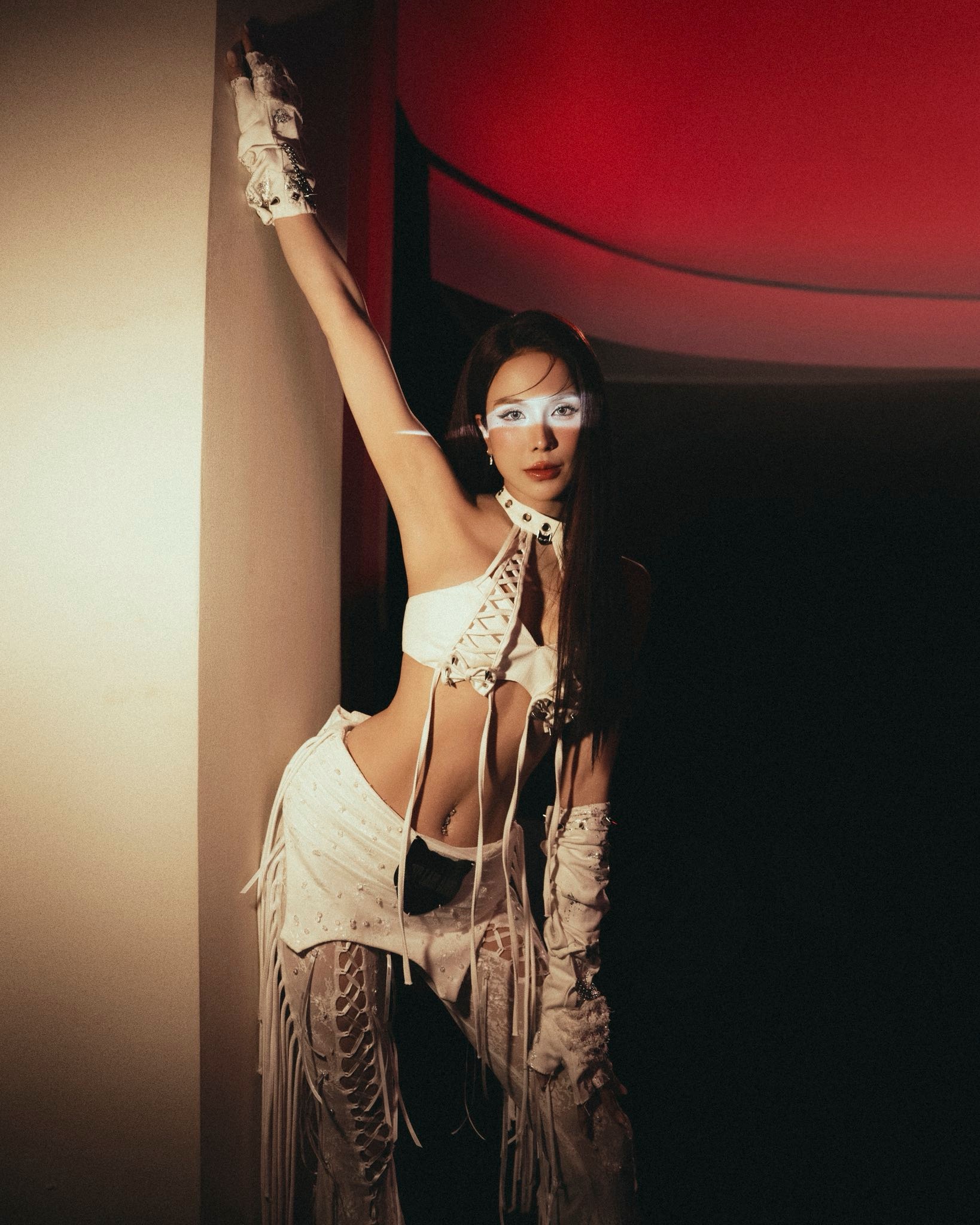 Diệp Lâm Anh: Nhan sắc "thăng hạng" sau 3 năm ly hôn chồng thiếu gia - Ảnh 3.