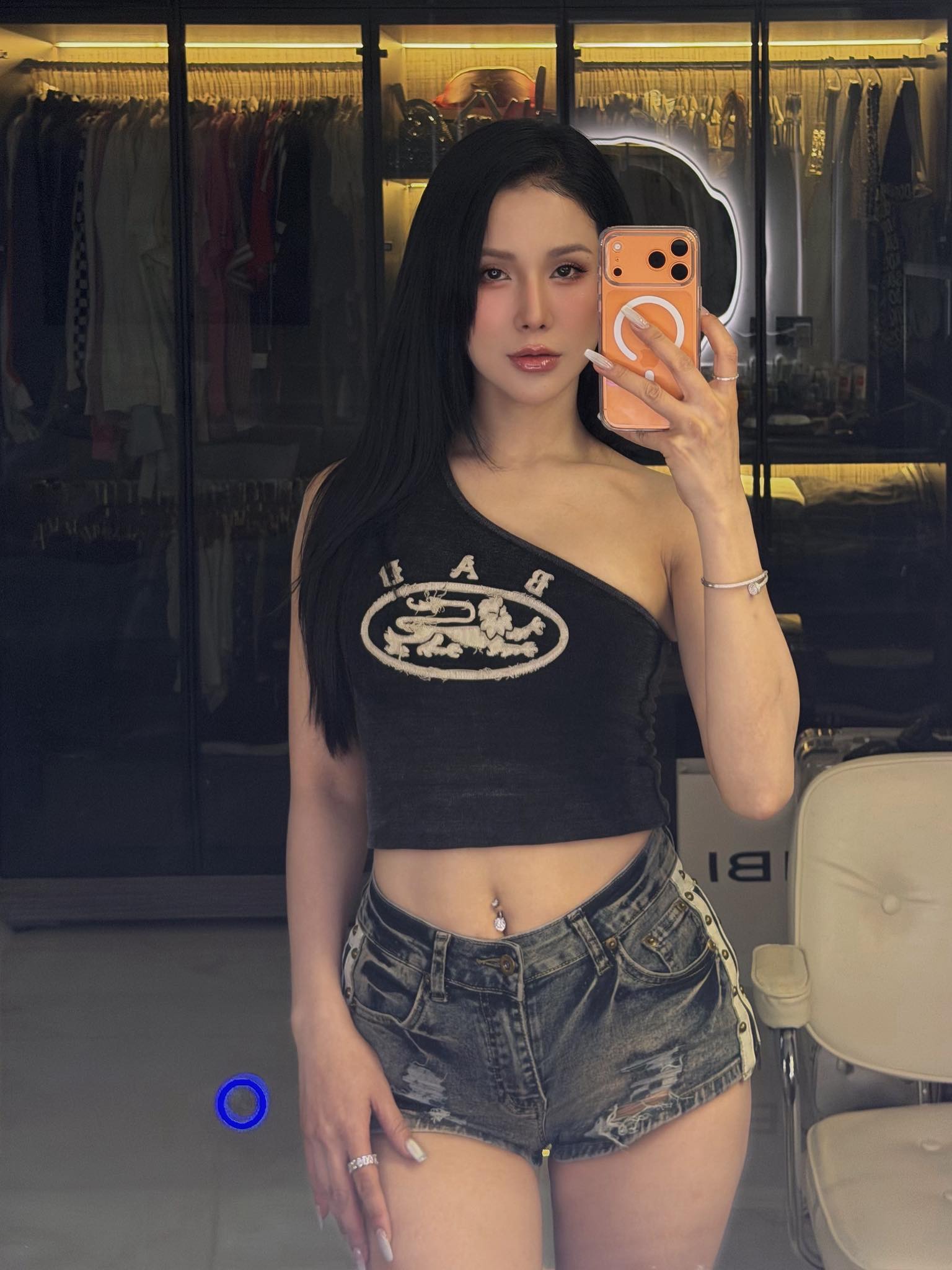 Diệp Lâm Anh: Nhan sắc "thăng hạng" sau 3 năm ly hôn chồng thiếu gia - Ảnh 7.