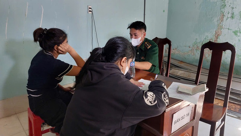 Cạm bẫy nơi xứ người: Nước mắt nạn nhân ngày được trở về - Ảnh 3.