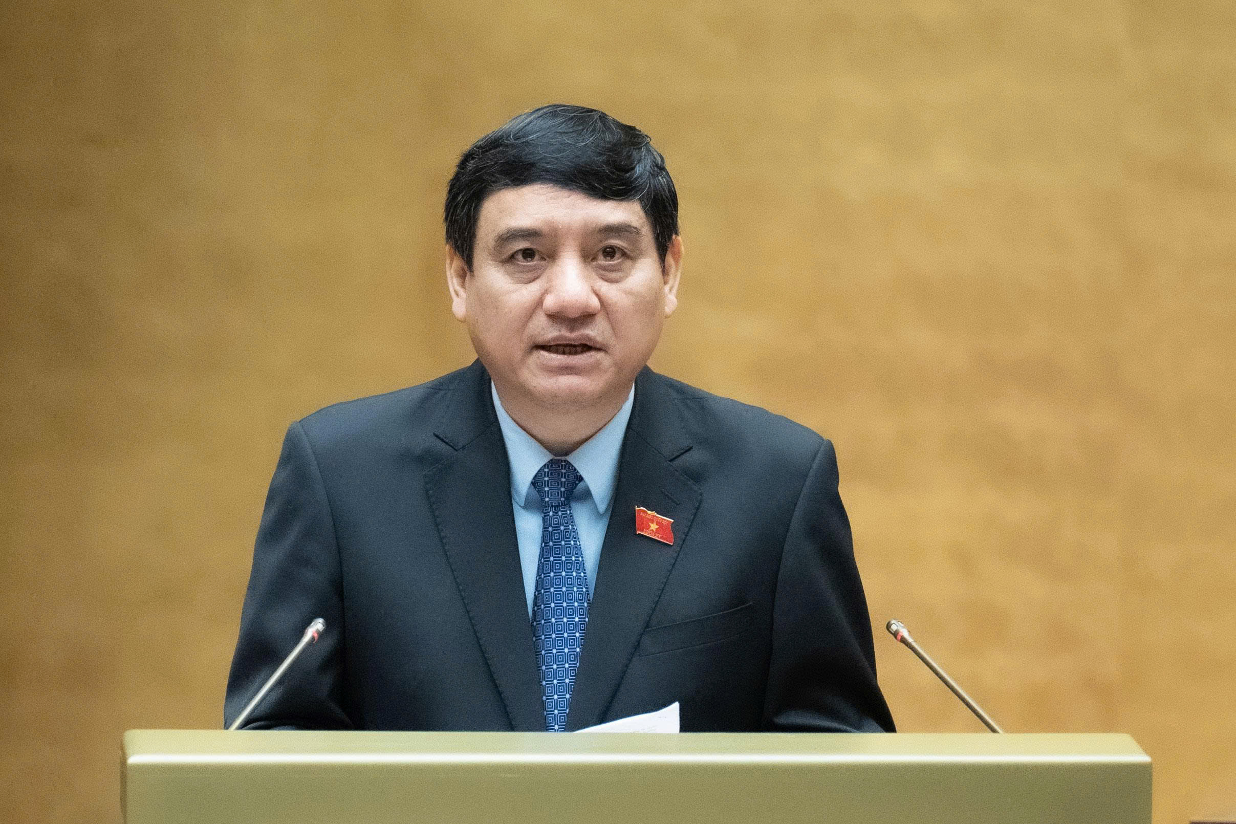 Bảo đảm minh bạch, công bằng trong tuyển dụng, điều động, thuyên chuyển nhân sự giáo dục - Ảnh 2.