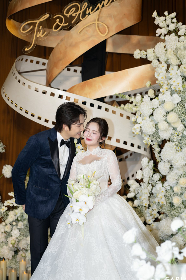 Cặp đôi "tiên đồng-ngọc nữ" báo "tin vui" sau lễ cưới khiến khán giả ngưỡng mộ - Ảnh 9.