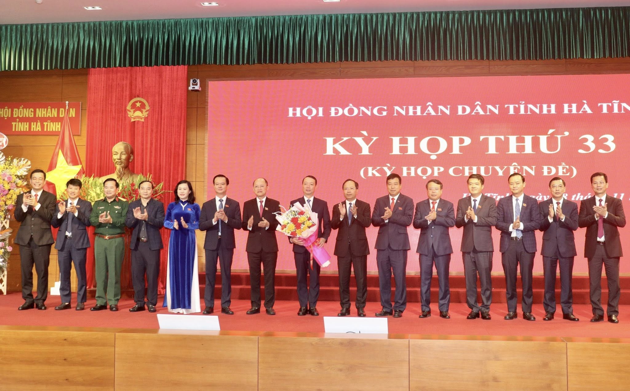 Hà Tĩnh có tân Chủ tịch UBND tỉnh - Ảnh 2.