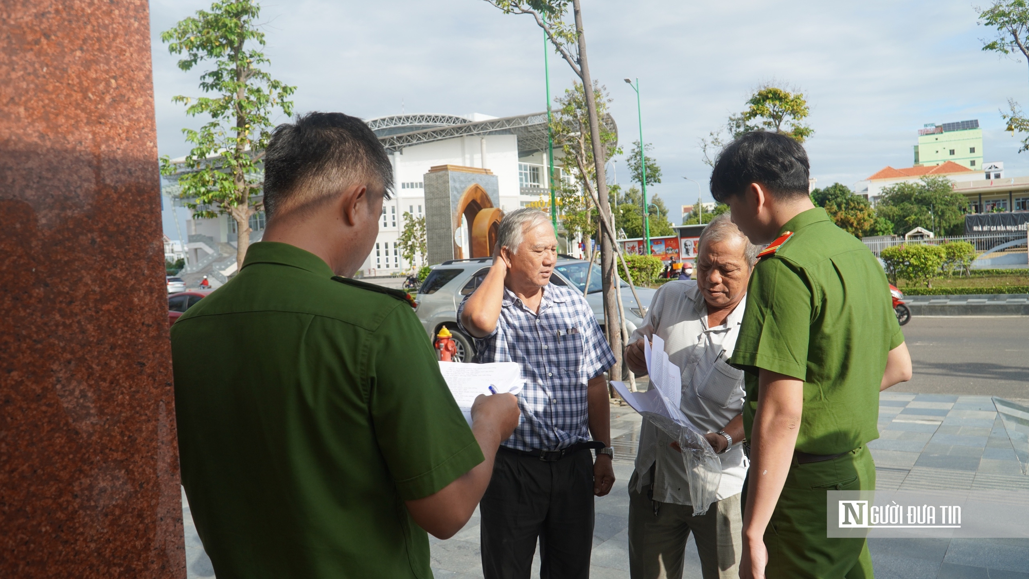 Chỉ đạo đàn em hủy hoại tài sản của người khác, ông trùm “Thảo lụi” trả giá đắt- Ảnh 3.