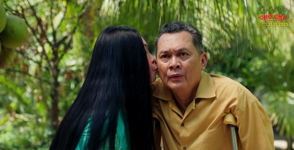 Nam NSƯT U60 bị con trai "thách thức" lấy vợ, nhan sắc "nhà gái" gây sốc - Ảnh 4.