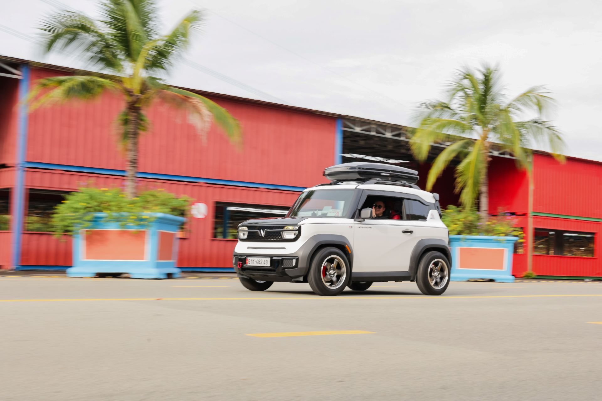 VinFast VF 3 – Xe “hợp gu” những người sành điệu và sáng tạo  - Ảnh 2.