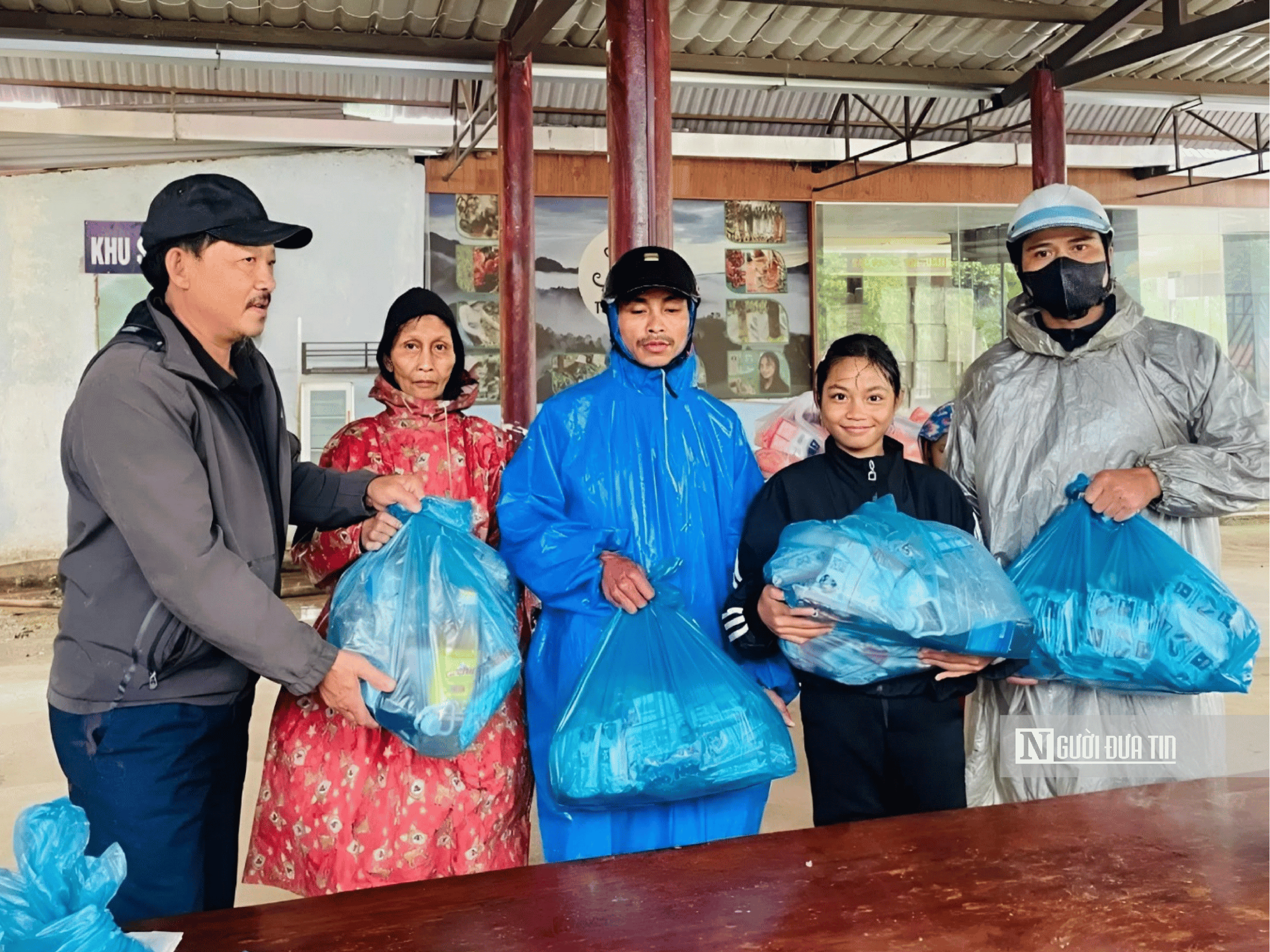 Nữ tiến sĩ miền núi miệt mài dạy chữ, lặng thầm gieo yêu thương- Ảnh 6.