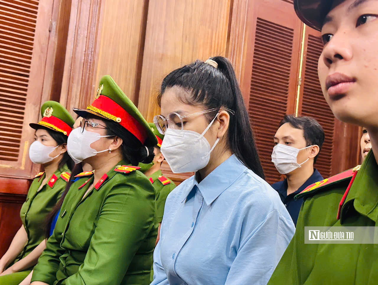 Vụ án kẹo Kera: Thùy Tiên, Quang Linh, Hằng Du Mục cùng lãnh 2 năm tù- Ảnh 2. Vụ án kẹo Kera: Thùy Tiên, Quang Linh, Hằng Du Mục cùng lãnh 2 năm tù- Ảnh 2.