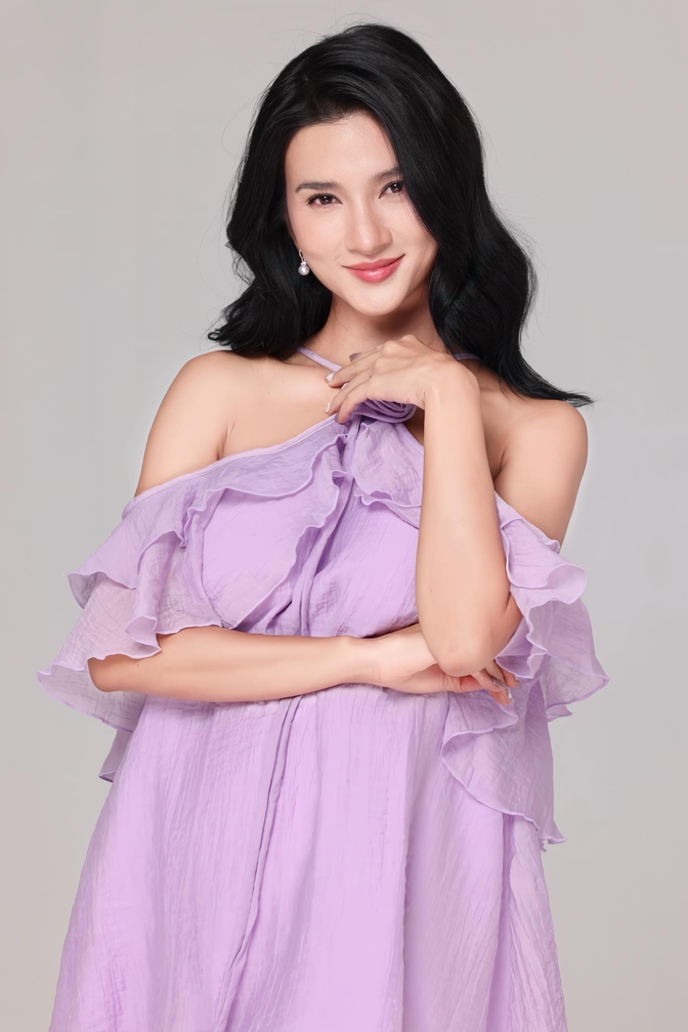 Nữ NSƯT là tuyệt sắc mỹ nhân, trước tin đồn tình cảm ở tuổi 38 - Ảnh 2.