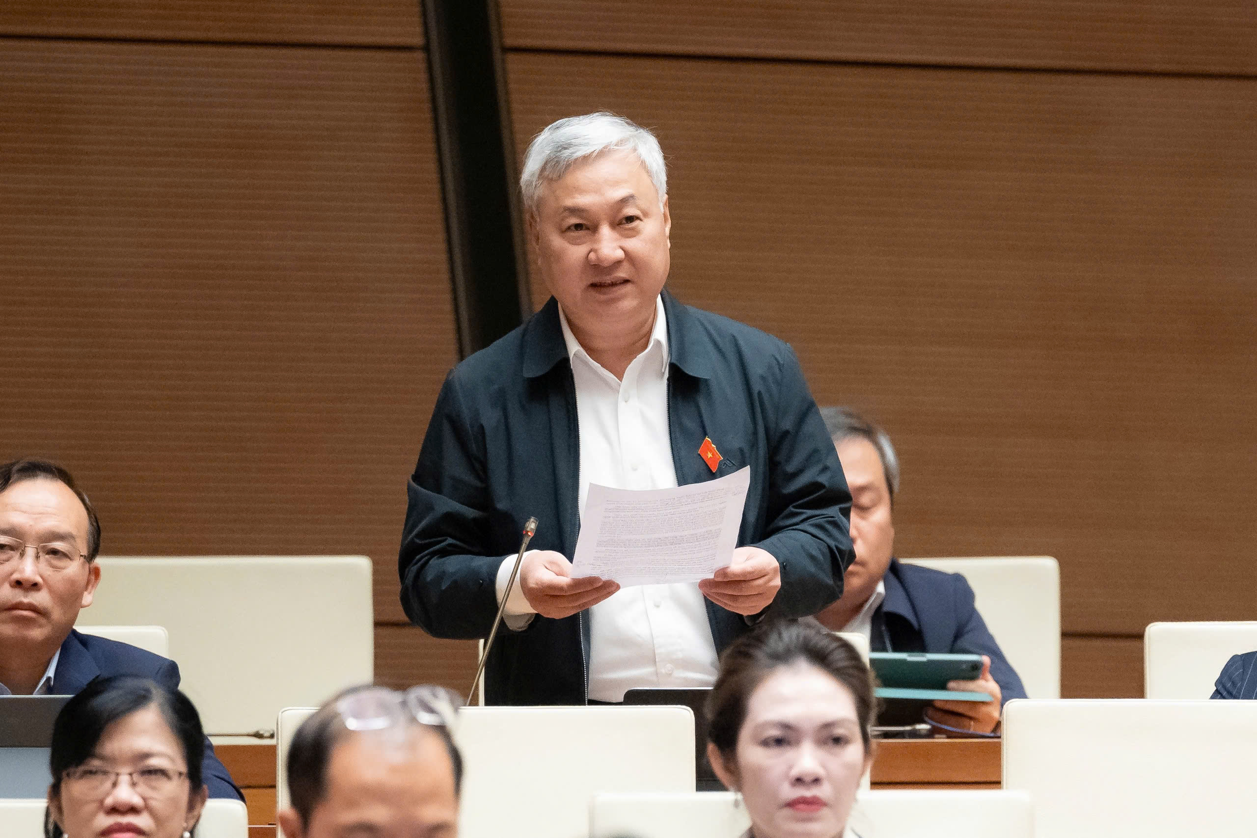 Đề nghị xem xét lại mức khởi điểm chịu thuế 200 triệu đồng/năm với hộ kinh doanh - Ảnh 1.