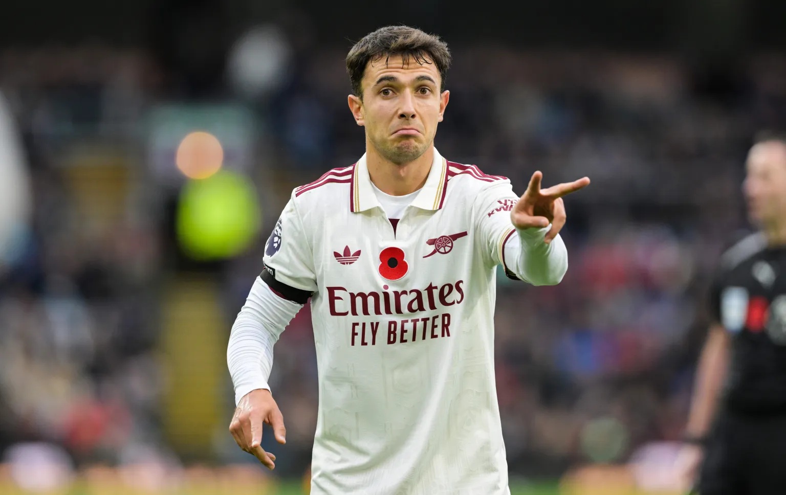 Arsenal thắng dễ Burnley, nhưng Arteta nhận tin dữ từ Gyokeres và Zubimendi - Ảnh 2. Arsenal thắng dễ Burnley, nhưng Arteta nhận tin dữ từ Gyokeres và Zubimendi - Ảnh 2.