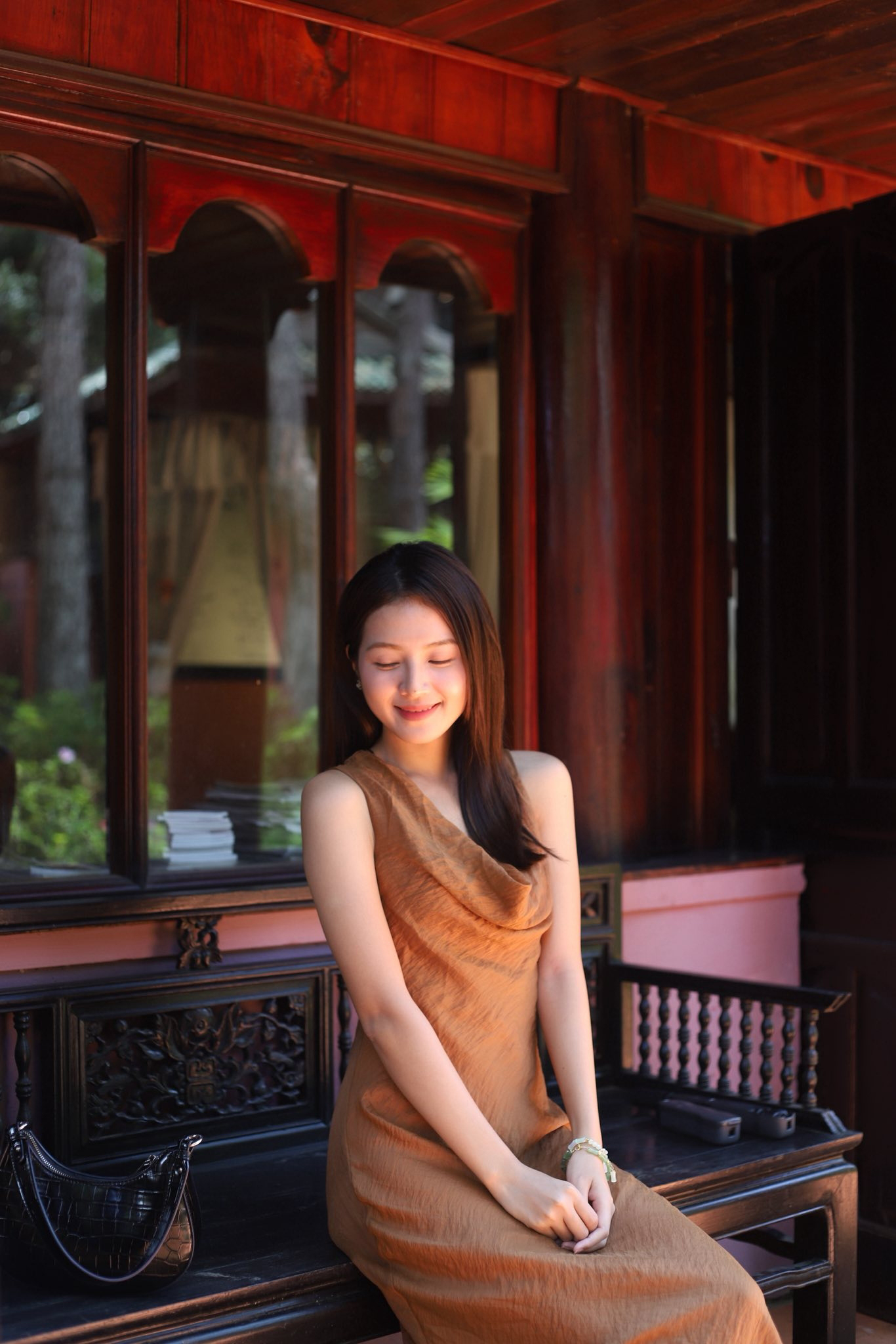 "Ngọc nữ thế hệ mới" sở hữu vẻ đẹp trong trẻo, style đời thường xuất sắc - Ảnh 4.