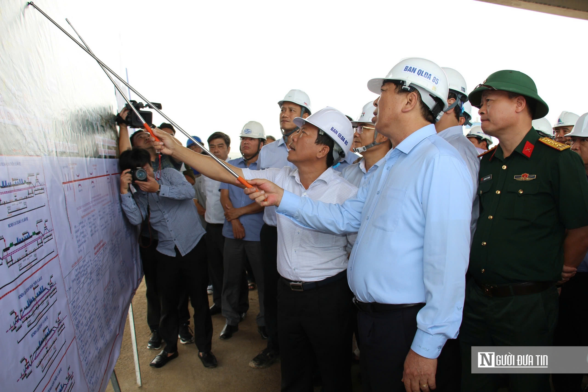 Bộ trưởng Trần Hồng Minh kiểm tra “chặng cuối” trên cao tốc Biên Hòa – Vũng Tàu- Ảnh 3. Bộ trưởng Trần Hồng Minh kiểm tra “chặng cuối” trên cao tốc Biên Hòa – Vũng Tàu- Ảnh 3.