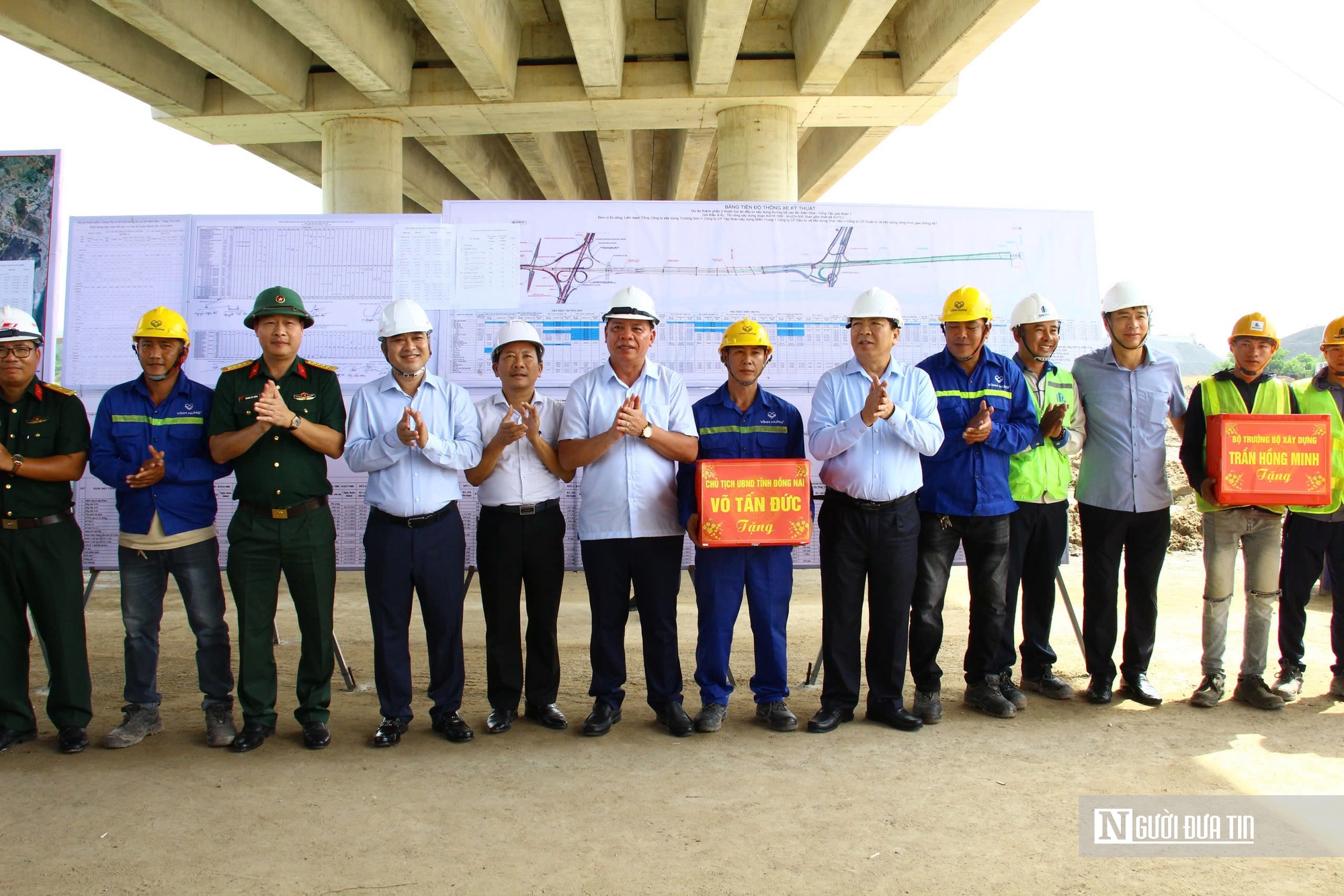 Bộ trưởng Trần Hồng Minh kiểm tra “chặng cuối” trên cao tốc Biên Hòa – Vũng Tàu- Ảnh 4. Bộ trưởng Trần Hồng Minh kiểm tra “chặng cuối” trên cao tốc Biên Hòa – Vũng Tàu- Ảnh 4.