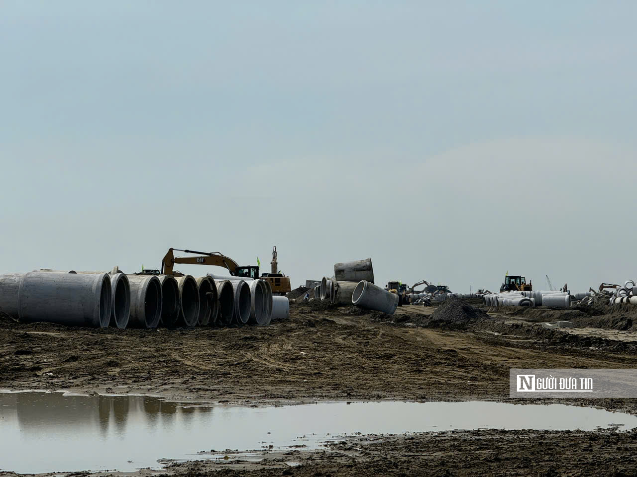 Cận cảnh “đại công trường” lấn biển ở Cần Giờ  - Ảnh 14.