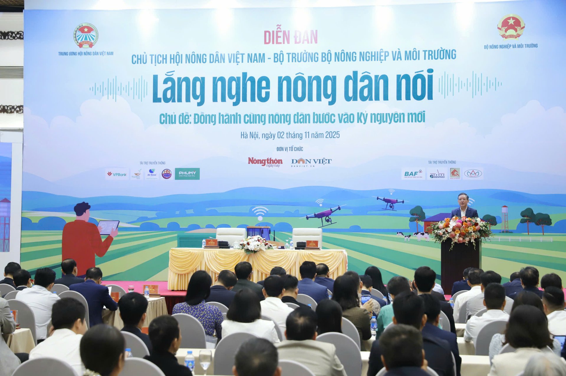 Bộ trưởng Bộ NN&MT: Trước hết phải làm người nông dân hạnh phúc, có thu nhập tốt- Ảnh 5. Bộ trưởng Bộ NN&MT: Trước hết phải làm người nông dân hạnh phúc, có thu nhập tốt- Ảnh 5.