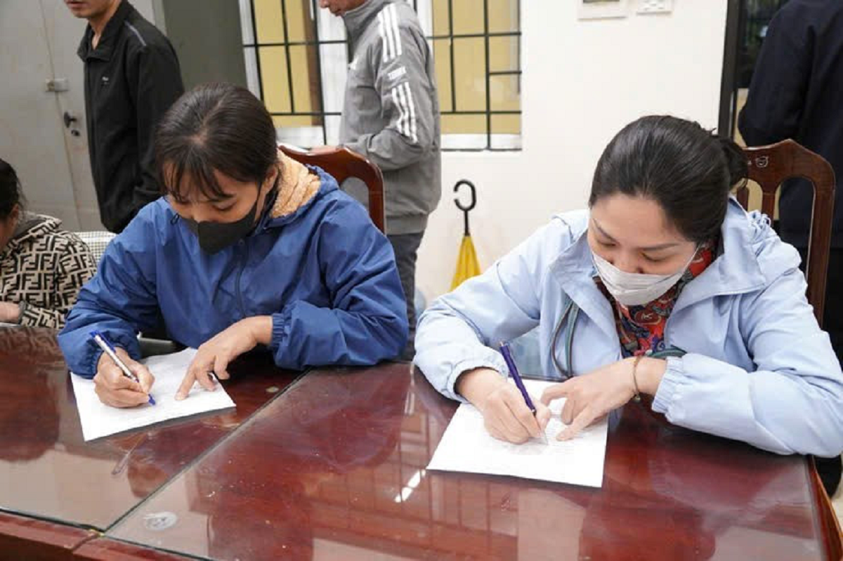 Vì món nợ 50 nghìn đồng, 21 học sinh "sắm" hung khí hẹn đánh nhau - Ảnh 1.