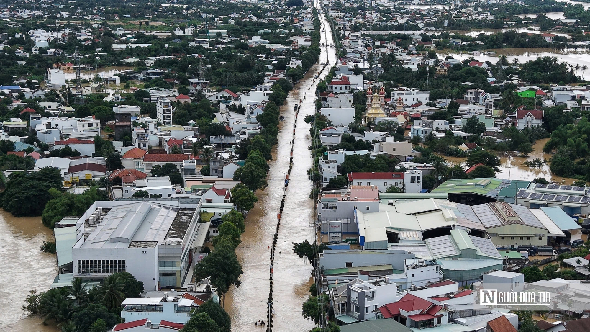 Phó Thủ tướng Hồ Quốc Dũng họp khẩn với 4 tỉnh Khánh Hòa, Gia Lai, Đắk Lắk và Lâm Đồng về đợt mưa lũ lịch sử- Ảnh 3.