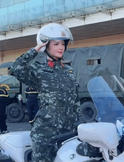 Nữ ca sĩ xinh đẹp là giảng viên thanh nhạc đắt show nhất Việt Nam - Ảnh 8.