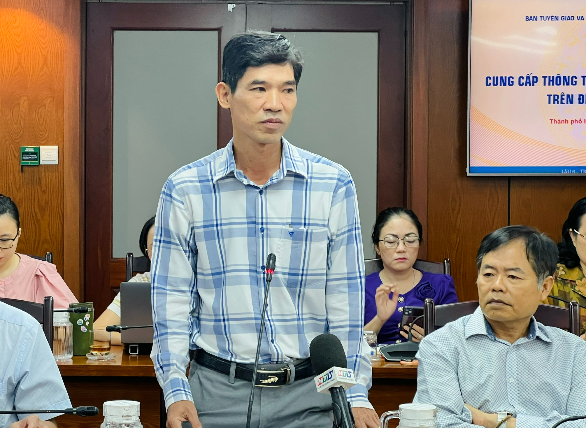 Tp.HCM kích hoạt giải pháp khẩn cấp giữ bình ổn giá rau- Ảnh 1.