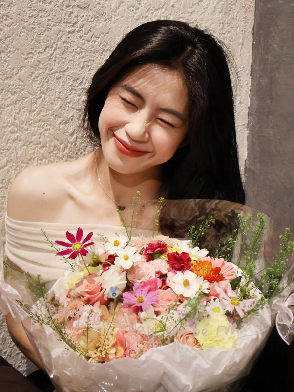 Hotgirl đội tuyển nữ Việt Nam khoe nhan sắc trong trẻo, dịu dàng khác lạ - Ảnh 8.