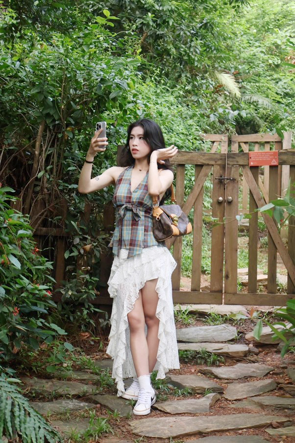 Hotgirl đội tuyển nữ Việt Nam khoe nhan sắc trong trẻo, dịu dàng khác lạ - Ảnh 4.