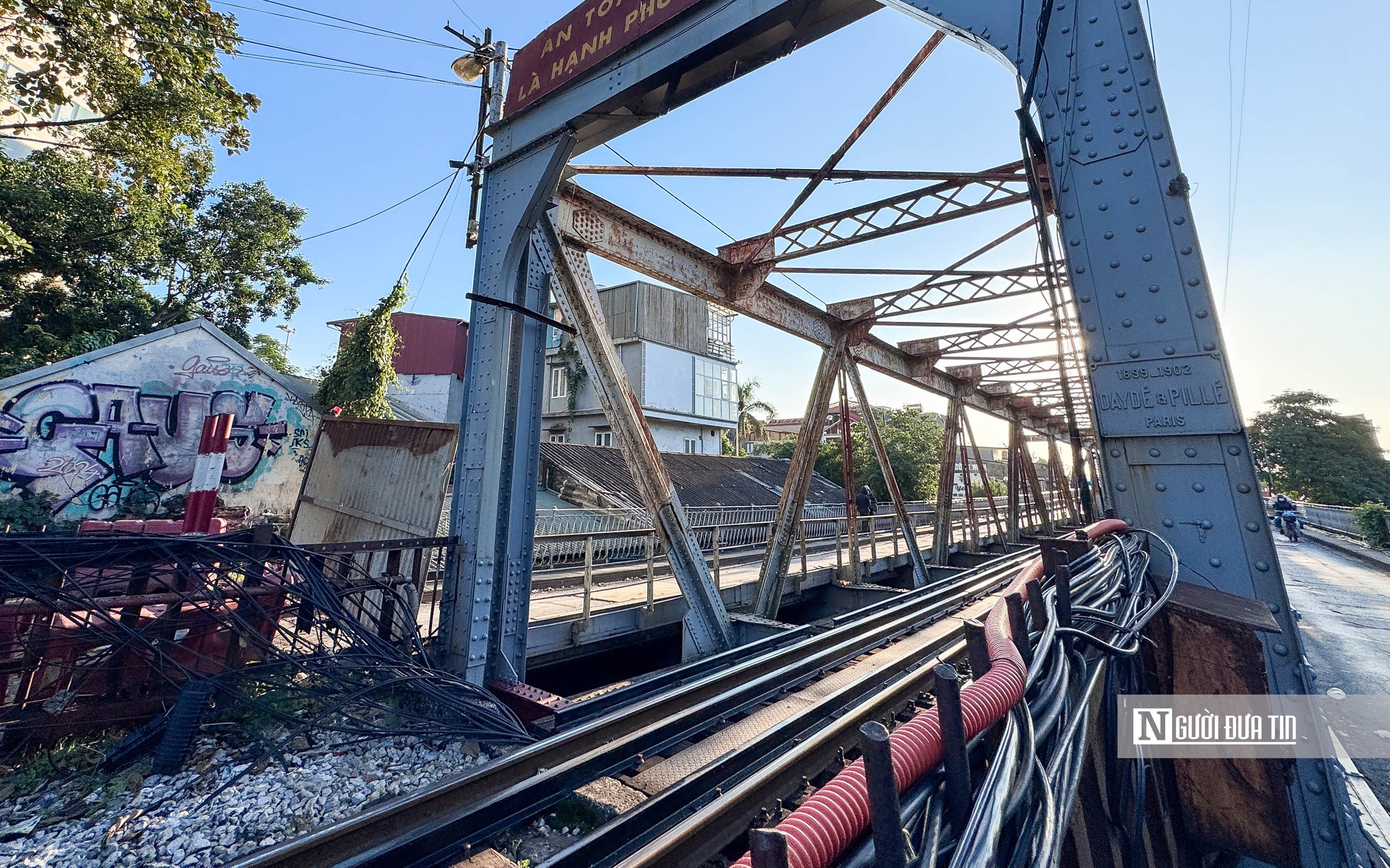 Hà Nội: Cận cảnh tu sửa cầu Trần Nhật Duật  - Ảnh 4.